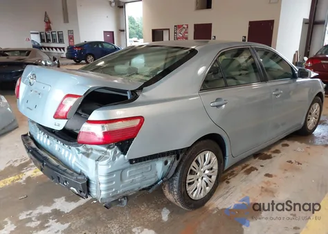 2009 Toyota Camry Le z USA, uszkodzony, nr VIN 4T1BE46K49U820741